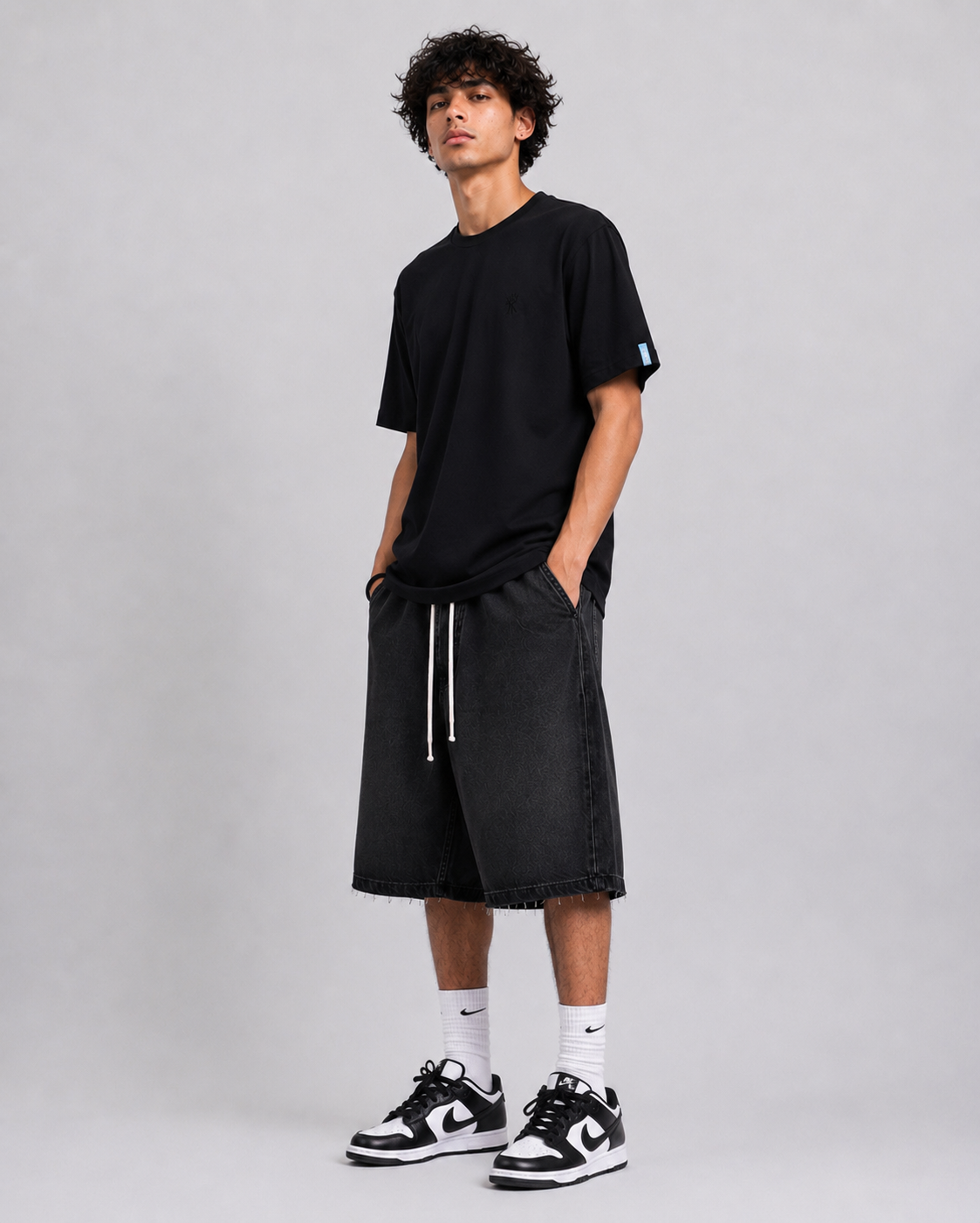 The Paris Designer Streetwear Men's Tee Shirt: Urban Style with Precision Fit - Black
